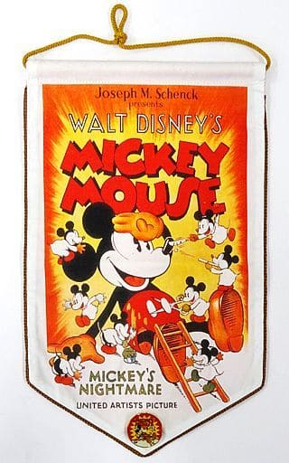格安即納】 ディズニーストア15周年 ピンバッチ付ペナント全15種