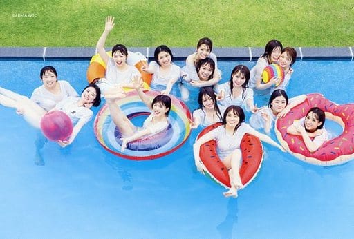 駿河屋 -<中古>日向坂46(プール) ポストカード 「ファースト写真集