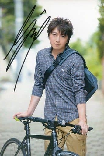 駿河屋 -<中古>小野大輔 直筆サイン入りポストカード 「小野大輔