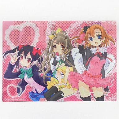 駿河屋 中古 ラブライブ A3デスクマット 高坂穂乃果 南ことり 矢澤にこ いとうのいぢ Comic1 8 富士壺機械 デスクマット