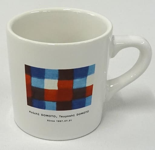 駿河屋 -<中古>KinKi Kids マグカップ A 「Living with KinKi Kids 駿河屋 -<中古>KinKi Kids マグカップ A 「Living with KinKi Kids