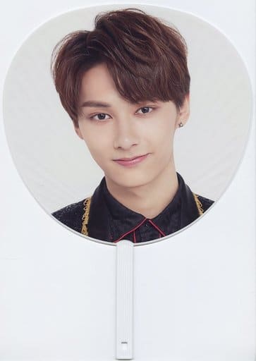 駿河屋 -<中古>ジュン うちわ 「2018 SEVENTEEN CONCERT 'IDEAL CUT ...