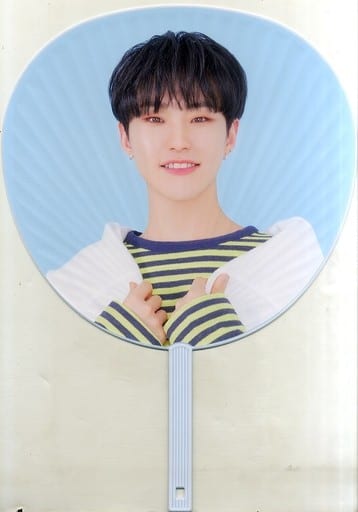 駿河屋 -<中古>ホシ うちわ 「SEVENTEEN JAPAN FANMEETING 'HANA 駿河屋 -<中古>ホシ うちわ 「SEVENTEEN JAPAN FANMEETING 'HANA