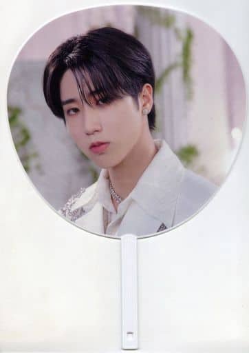 駿河屋 - 【買取】ハン うちわ 「Stray Kids 2nd World Tour “MANIAC 駿河屋 - 【買取】ハン うちわ 「Stray Kids 2nd World Tour “MANIAC