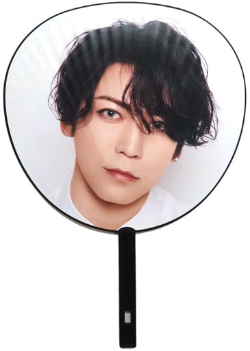 駿河屋 -<中古>亀梨和也 ジャンボうちわ 「KAT-TUN LIVE TOUR 2023 ...