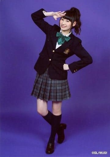 Wake Up Girls 山下七海 全身 衣装黒 制服 右手上げ 敬礼 左手腰 背景紫 Wake Up Girls Bromide Collection Vol 1 Suruga Ya 駿河屋代購 Lighted Hk