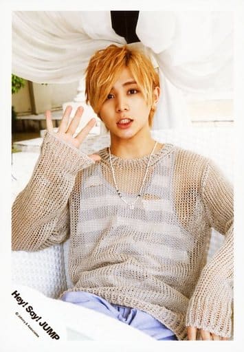 駿河屋 中古 Hey Say Jump 山田涼介 上半身 座り 衣装グレー 右手パー 歯見せ ソファ白 16夏 コンサートパンフ グッズ撮影 公式生写真 Hey Say Jump 駿河屋 中古 Hey Say Jump 山田涼介 上半身 座り 衣装グレー 右手パー 歯見せ ソファ白 16夏 コンサートパンフ グッズ撮影 公式生写真 Hey Say Jump