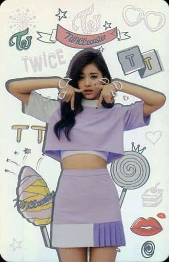 駿河屋 中古 Twice ツウィ ホロ仕様 3rd Mini Album Twicecoaster Lane1 特典トレカ 女性コレクションカード