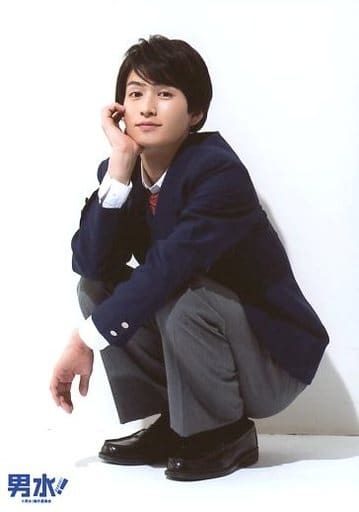 駿河屋 中古 松田凌 榊秀平 全身 しゃがみ 制服 キャラクターショット 舞台 男水 トレーディングブロマイド その他男性
