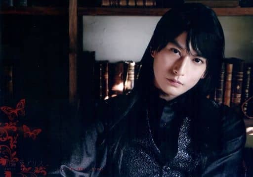駿河屋 中古 石黒英雄 ディミトリ レヴァンドフスキ 横型 バストアップ 衣装黒 首傾げ キャラクターショット 舞台 黒薔薇アリス 生写真 2 5次元ミュージカル 駿河屋 中古 石黒英雄 ディミトリ レヴァンドフスキ 横型 バストアップ 衣装黒 首傾げ キャラクターショット 舞台 黒薔薇アリス 生写真 2 5次元ミュージカル