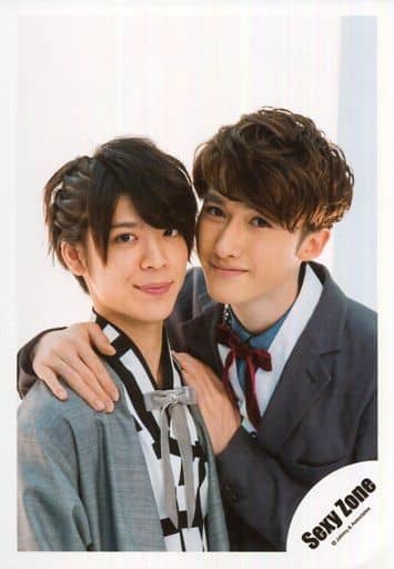 駿河屋 買取 Sexyzone 松島聡 マリウス葉 バストアップ マリウス松島に顔近づける 17夏 松島聡さん マリウス葉さん Summer Paradise 17 グッズ撮影オフショット 公式生写真 ジャニーズ