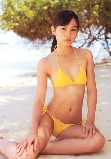駿河屋 中古 伊藤優衣 膝上 座り 水着黄 両手膝 背景砂浜 Dvd ピュアスマイル 特典生写真 女性生写真 駿河屋 中古 伊藤優衣 膝上 座り 水着黄 両手膝 背景砂浜 Dvd ピュアスマイル 特典生写真 女性生写真