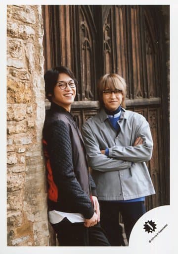 駿河屋 買取 Hey Say Jump 高木雄也 八乙女光 膝上 衣装グレー紺 八乙女腕組み 舞台 薔薇と白鳥 ロンドンオフショット 公式生写真 ジャニーズ
