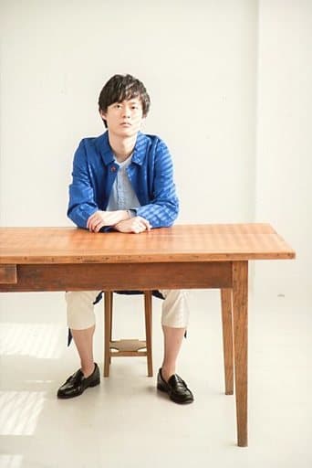 駿河屋 中古 石田直也 全身 衣装青 座り 正面 両手机 腕重ね 背景白 ポストカードサイズ Bsp 秋のトーク祭り 4人のプレゼンター 4つのトークイベント 1 くじ写真 その他男性 駿河屋 中古 石田直也 全身 衣装青 座り 正面 両手机 腕重ね 背景白 ポストカードサイズ Bsp 秋のトーク祭り 4人のプレゼンター 4つのトークイベント 1 くじ写真 その他男性