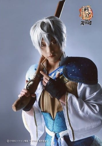 橋本全一(明智光秀)/上半身・右手銃・左手指差し・キャラクターショット/舞台「イケメン戦国 THE STAGE ~織田信長編~」ランダムキャストブロマイド 橋本全一(明智光秀)/上半身・右手銃・左手指差し・キャラクターショット/舞台「イケメン戦国 THE STAGE ~織田信長編~」ランダムキャストブロマイド
