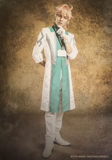 井出卓也 ロマニ アーキマン 全身 背景ベージュ キャラクターショット 舞台 Fate Grand Order The Stage 絶対魔獣戦線 バビロニア キャストブロマイド G 井出卓也 ロマニ アーキマン 全身 背景ベージュ キャラクターショット 舞台 Fate Grand Order The Stage 絶対魔獣戦線 バビロニア キャストブロマイド G