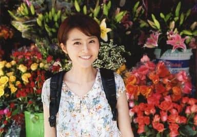 駿河屋 中古 鈴木ちなみ 横型 バストアップ 花 歯見せ Dvd めざましpresents 鈴木ちなみのtop Of The World2 特典生写真 その他女性 駿河屋 中古 鈴木ちなみ 横型 バストアップ 花 歯見せ Dvd めざましpresents 鈴木ちなみのtop Of The World2 特典生写真 その他女性