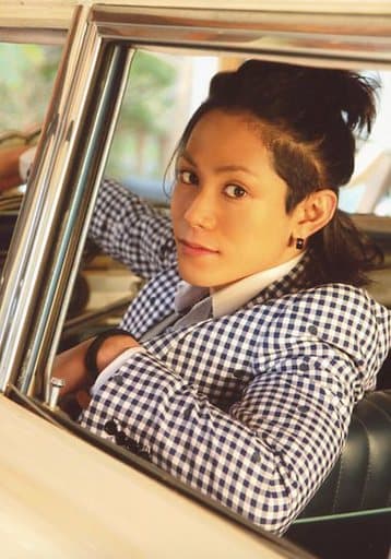 駿河屋 中古 玉城裕規 伊達竜之介 バストアップ チェック柄衣装青 白 車 キャラクター ショット 舞台 少年ハリウッド 僕らのオレンジにまた逢いたい 生写真 男性生写真 駿河屋 中古 玉城裕規 伊達竜之介 バストアップ チェック柄衣装青 白 車 キャラクター ショット 舞台 少年ハリウッド 僕らのオレンジにまた逢いたい 生写真 男性生写真