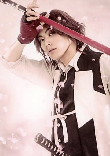 駿河屋 -<中古>東啓介(原田左之助)/上半身・右手槍・桜吹雪