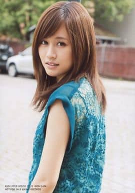 駿河屋 中古 前田敦子 上半身 振り向き Cd タイムマシンなんていらない 初回封入特典 女性生写真 駿河屋 中古 前田敦子 上半身 振り向き Cd タイムマシンなんていらない 初回封入特典 女性生写真