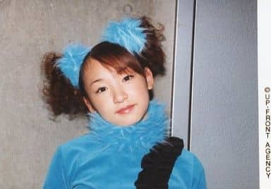 駿河屋 -<中古>モーニング娘。/加護亜依/横型・バストアップ・衣装青
