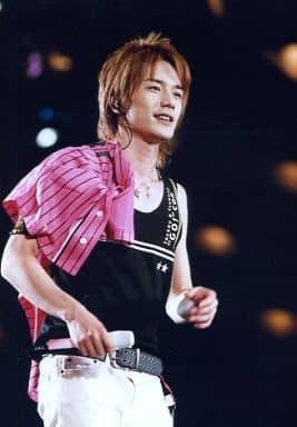 駿河屋 - 【買取】タッキー＆翼/滝沢秀明/ライブフォト・膝上