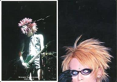 駿河屋 -<中古>DIR EN GREY/Die/ギター・背景黒/DIR EN GREY