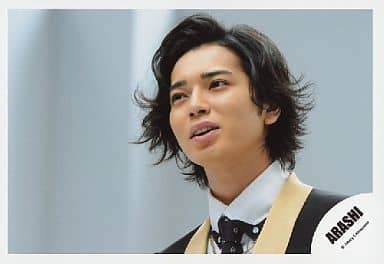 駿河屋 中古 嵐 松本潤 横型 顔アップ 背景グレー Troublemaker 公式生写真 男性生写真