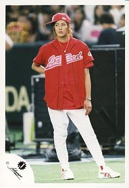 駿河屋 中古 Kat Tun 赤西仁 全身 赤の野球ユニフォーム 公式生写真 男性生写真 駿河屋 中古 Kat Tun 赤西仁 全身 赤の野球ユニフォーム 公式生写真 男性生写真