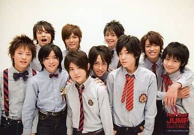 駿河屋 中古 Hey Say Jump 集合 10人 横型 膝上 衣装グレーシャツ デビュー ファーストコンサート いきなり In東京ドーム 公式生写真 Hey Say Jump