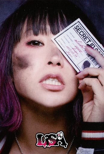 駿河屋 中古 Lisa 顔アップ 衣装黒 左手カード 目元隠し 歯見せ 背景黒 Live Is Smile Always メガスピーカー トレーディングカード アイドル 駿河屋 中古 Lisa 顔アップ 衣装黒 左手カード 目元隠し 歯見せ 背景黒 Live Is Smile Always メガスピーカー トレーディングカード アイドル