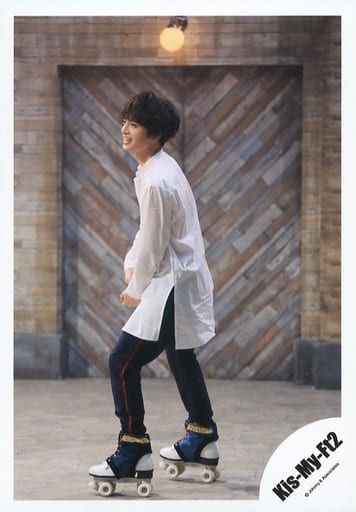 駿河屋 中古 Kis My Ft2 玉森裕太 全身 衣装白 黒 ローラースケート 左向き 両手下 左足曲げ 笑顔 シングル Love Mv ジャケ写オフショット 公式生写真 ジャニーズ 駿河屋 中古 Kis My Ft2 玉森裕太 全身 衣装白 黒 ローラースケート 左向き 両手下 左足曲げ 笑顔 シングル Love Mv ジャケ写オフショット 公式生写真 ジャニーズ