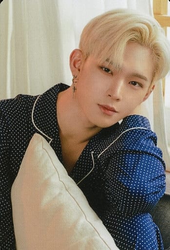 ONEUS/LEEDO(イド)/「ONEUS POP UP STORE : US ROOM」トレーディングカード ONEUS/LEEDO(イド)/「ONEUS POP UP STORE : US ROOM」トレーディングカード