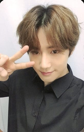 駿河屋 -<中古>EXO/スホ(SUHO)/衣装黒・右手ピース/「オフィシャル