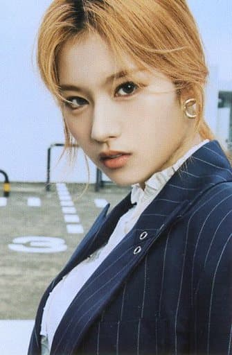 TWICE サナ World in a Day フォトブック トレカ - アイドル TWICE サナ World in a Day フォトブック トレカ - アイドル