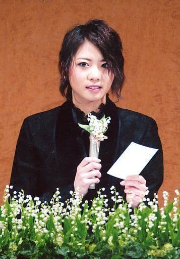駿河屋 -<中古>宝塚歌劇団(星組)/礼真琴/「ファンクラブお茶会」生写真