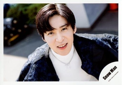 駿河屋 -<中古>Snow Man/目黒蓮/横型・バストアップ/アルバム「Snow 駿河屋 -<中古>Snow Man/目黒蓮/横型・バストアップ/アルバム「Snow