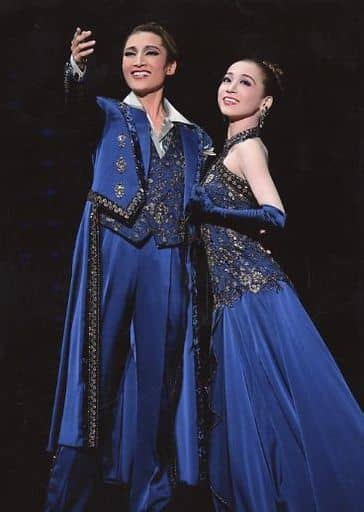 駿河屋 -<中古>宝塚歌劇団(雪組)/望海風斗・真彩希帆/ライブフォト