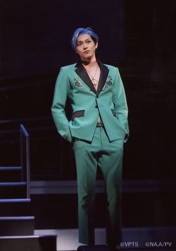 駿河屋 -<中古>稲垣成弥(ディミトリ・ロマネ)/ライブフォト・全身