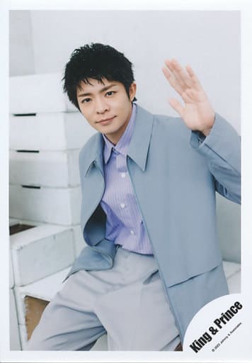 駿河屋 -<中古>King & Prince/岸優太/膝上/「King & Prince ARENA