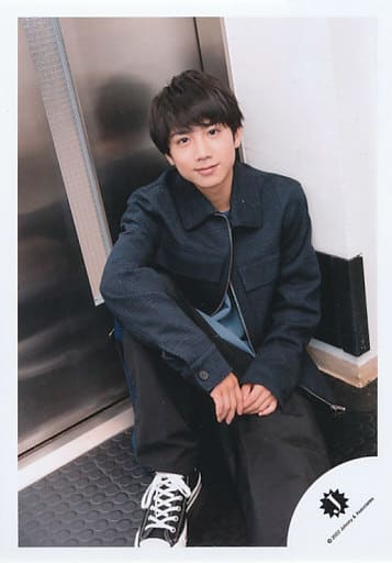 駿河屋 - 【買取】ジャニーズJr./渡辺惟良/全身/「少年たち あの空を