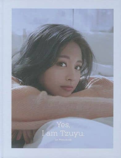 Yes I am Tzuyu 写真集　ポストカード付き