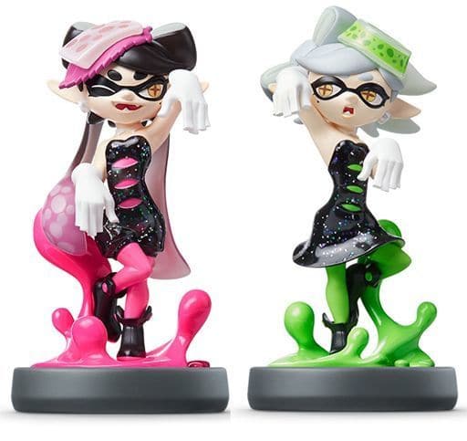 駿河屋 -<中古>WiiU本体 スプラトゥーンセット (amiibo アオリ・ホタル