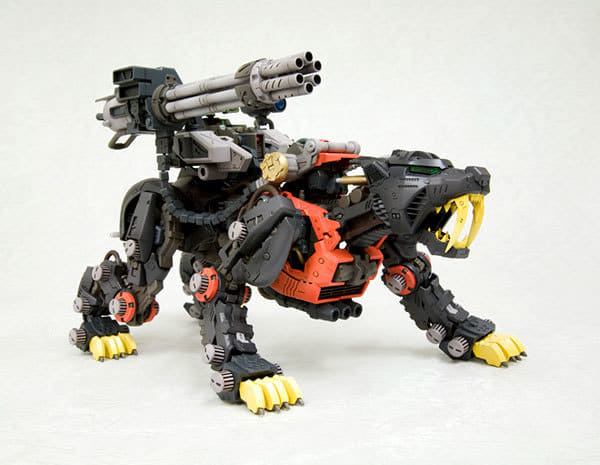 駿河屋 -<新品/中古>1/72 EZ-016 セイバータイガー シュバルツ仕様