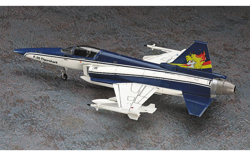 駿河屋 -<新品/中古>1/72 F-20 タイガーシャーク `風間真` 「エリア88