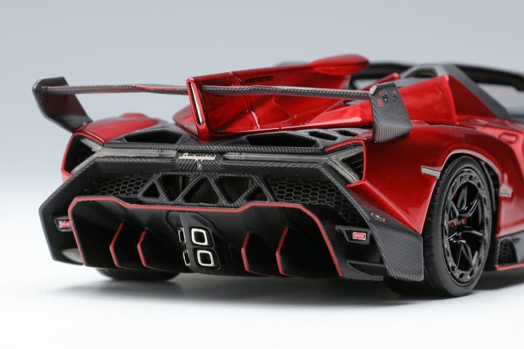 駿河屋 -<新品/中古>1/43 Lamborghini Veneno Roadster 2015(ロッソ
