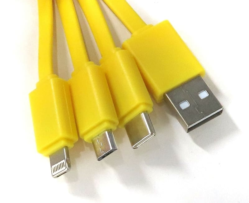 輸入品格安 ちいかわ うさぎ マルチ充電ケーブル 家電・スマホ・カメラ