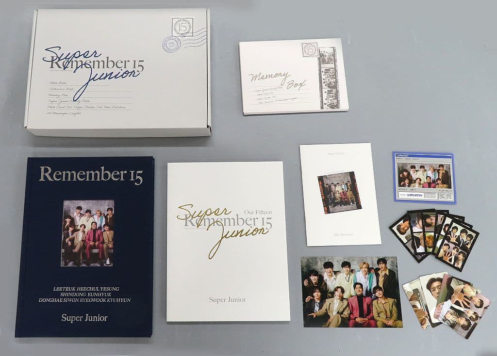 駿河屋 -<中古><<韓流>> 付録付)SUPER JUNIOR Remember 15（韓流）