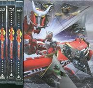 駿河屋 中古 仮面ライダー龍騎 Blu Ray Box 初回版 Box付き全3boxセット 特撮