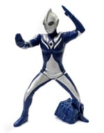駿河屋 中古 ウルトラマンコスモス アルティメットルミナス ウルトラマン05 トレーディングフィギュア